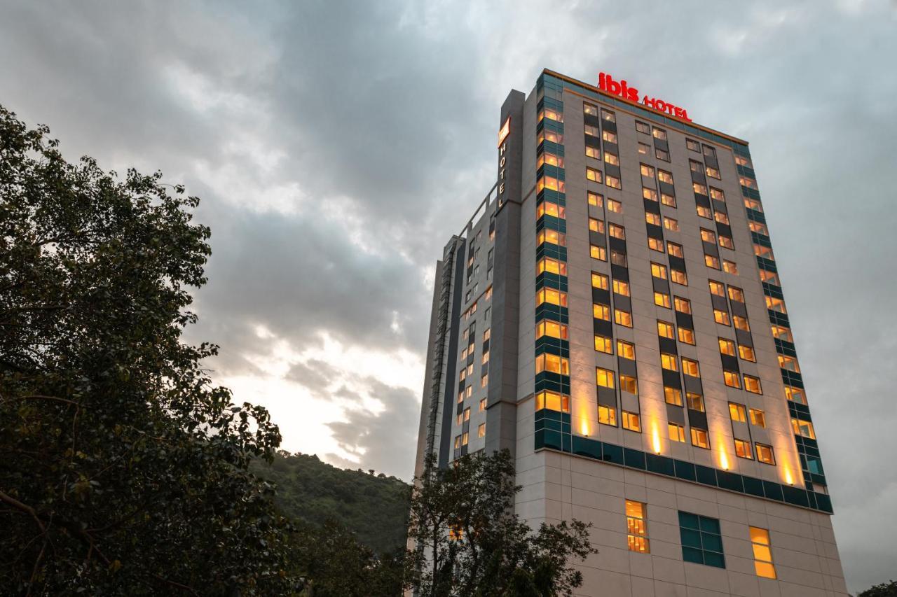 Ibis Mumbai Vikhroli - An Accor Brand Hotell Exteriör bild