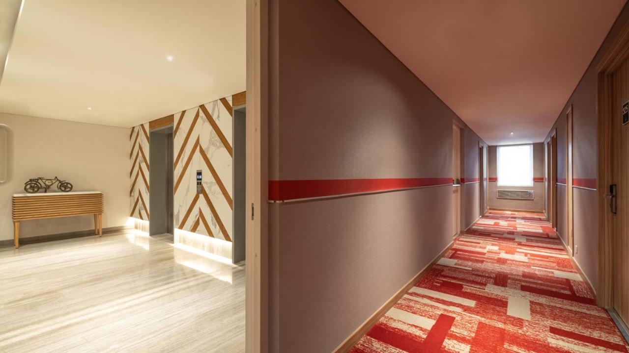 Ibis Mumbai Vikhroli - An Accor Brand Hotell Exteriör bild